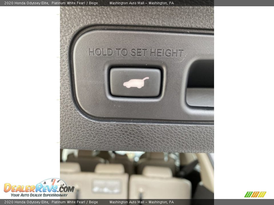 2020 Honda Odyssey Elite Platinum White Pearl / Beige Photo #23