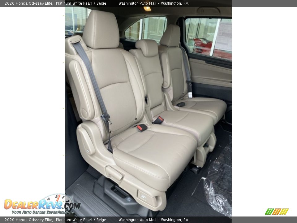 2020 Honda Odyssey Elite Platinum White Pearl / Beige Photo #25