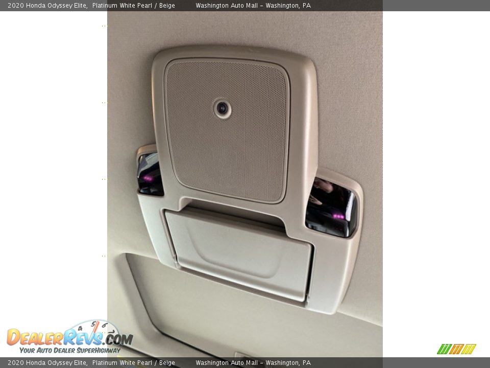 2020 Honda Odyssey Elite Platinum White Pearl / Beige Photo #30