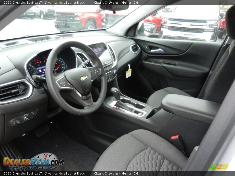 Front Seat of 2020 Chevrolet Equinox LT Photo #6