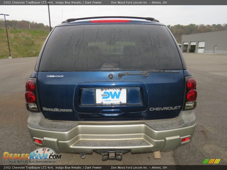 2002 Chevrolet TrailBlazer LTZ 4x4 Indigo Blue Metallic / Dark Pewter Photo #11