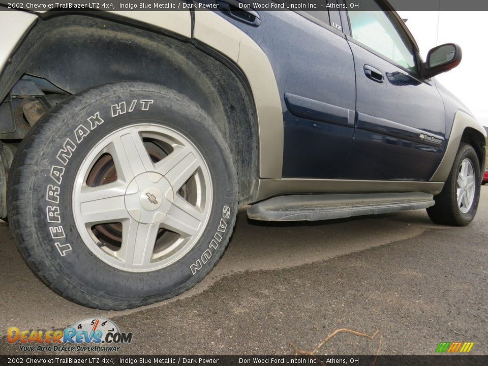 2002 Chevrolet TrailBlazer LTZ 4x4 Indigo Blue Metallic / Dark Pewter Photo #15