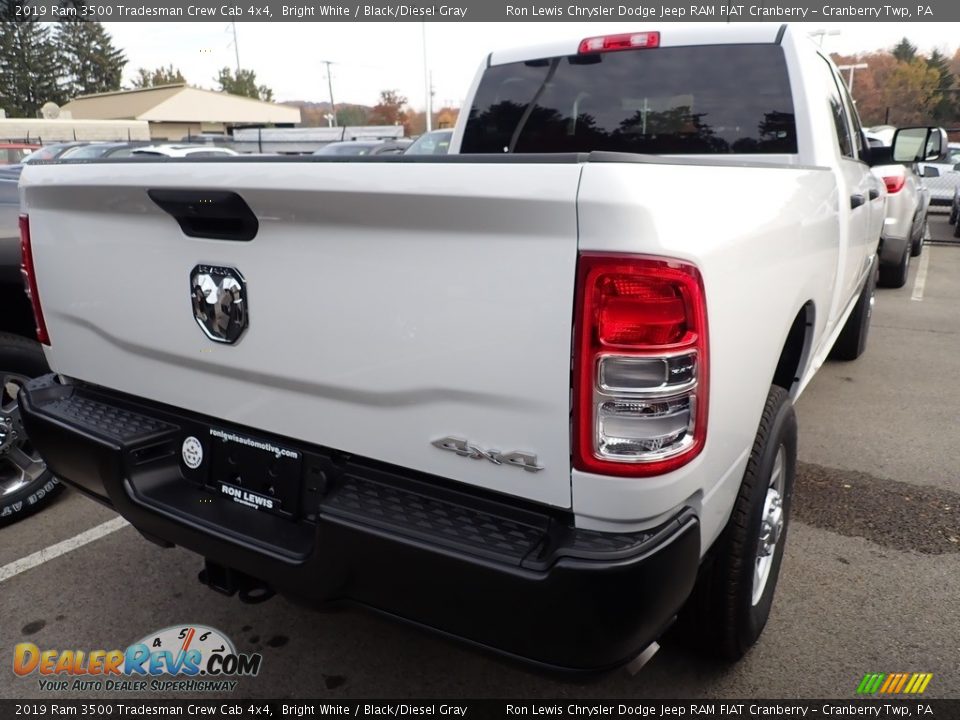 2019 Ram 3500 Tradesman Crew Cab 4x4 Bright White / Black/Diesel Gray Photo #5