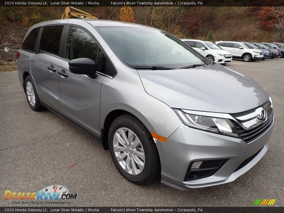 Front 3/4 View of 2020 Honda Odyssey LX Photo #5