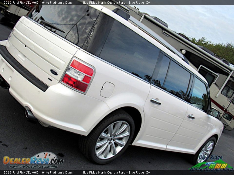 2019 Ford Flex SEL AWD White Platinum / Dune Photo #35