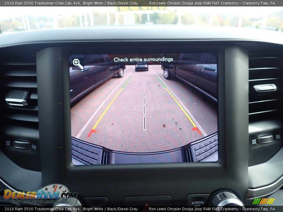 2019 Ram 3500 Tradesman Crew Cab 4x4 Bright White / Black/Diesel Gray Photo #15
