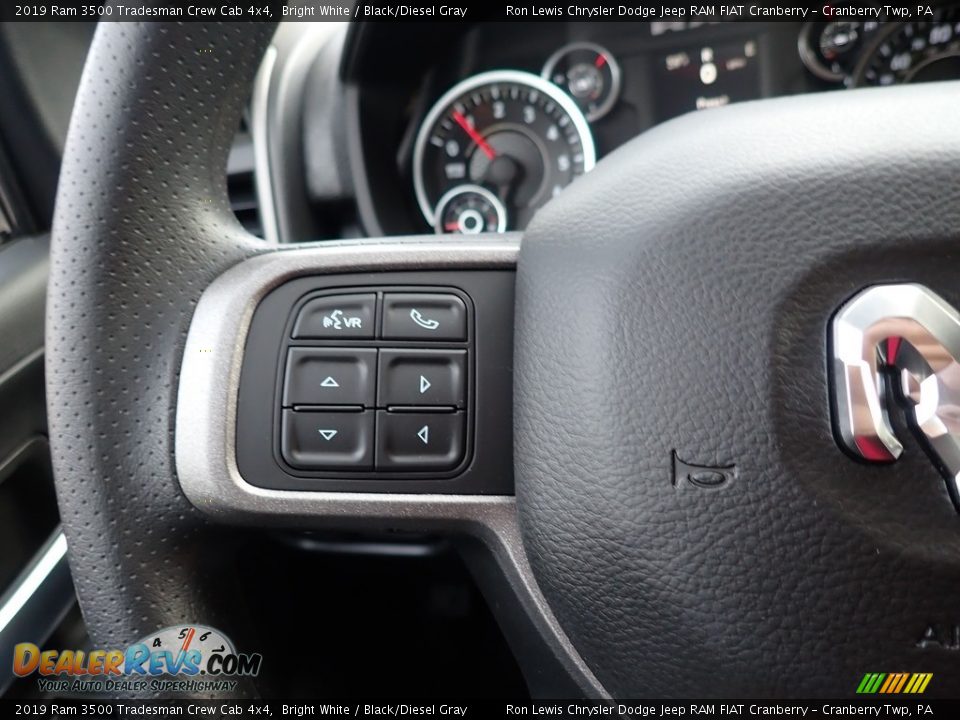 2019 Ram 3500 Tradesman Crew Cab 4x4 Bright White / Black/Diesel Gray Photo #17