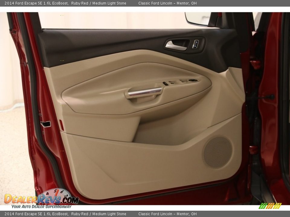 2014 Ford Escape SE 1.6L EcoBoost Ruby Red / Medium Light Stone Photo #4