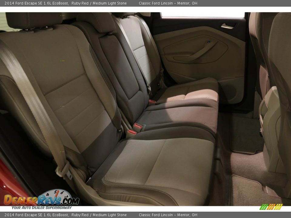 2014 Ford Escape SE 1.6L EcoBoost Ruby Red / Medium Light Stone Photo #15