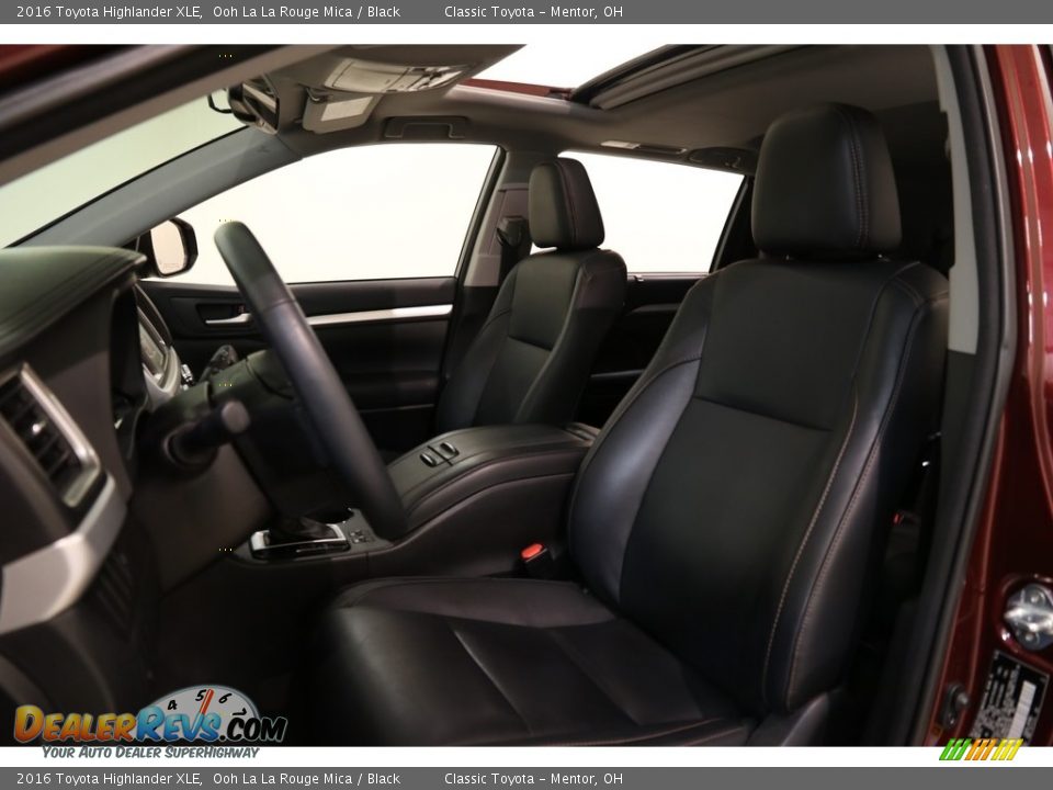 2016 Toyota Highlander XLE Ooh La La Rouge Mica / Black Photo #5