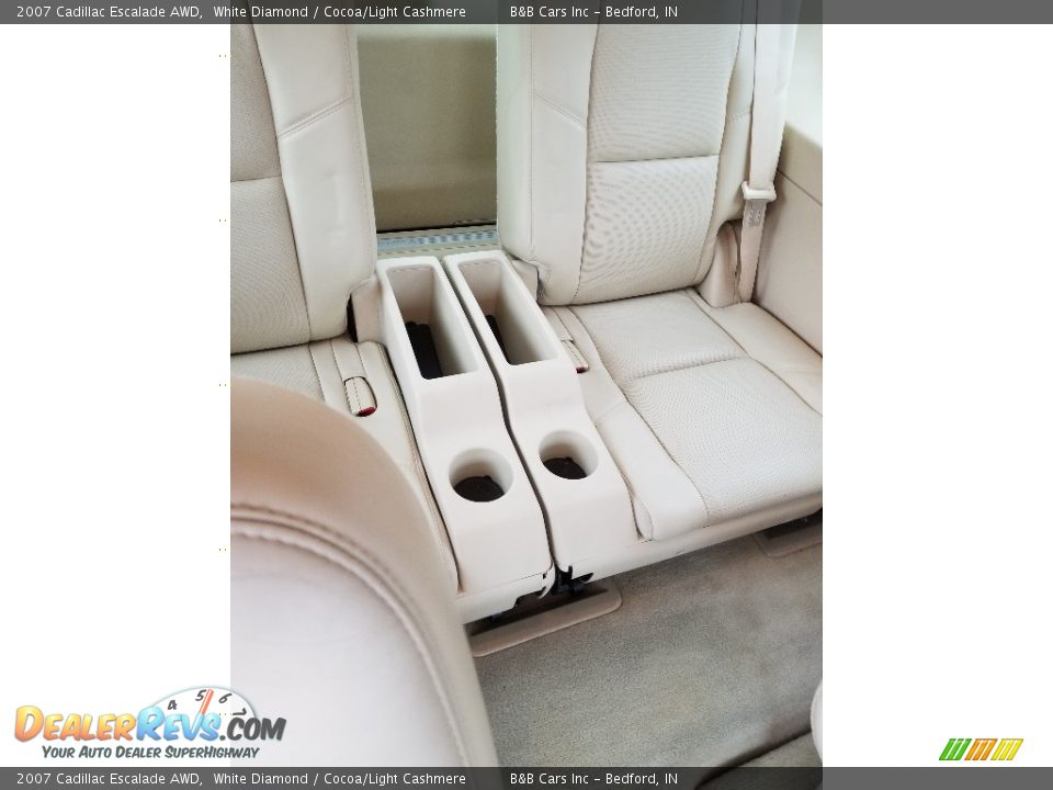 2007 Cadillac Escalade AWD White Diamond / Cocoa/Light Cashmere Photo #6