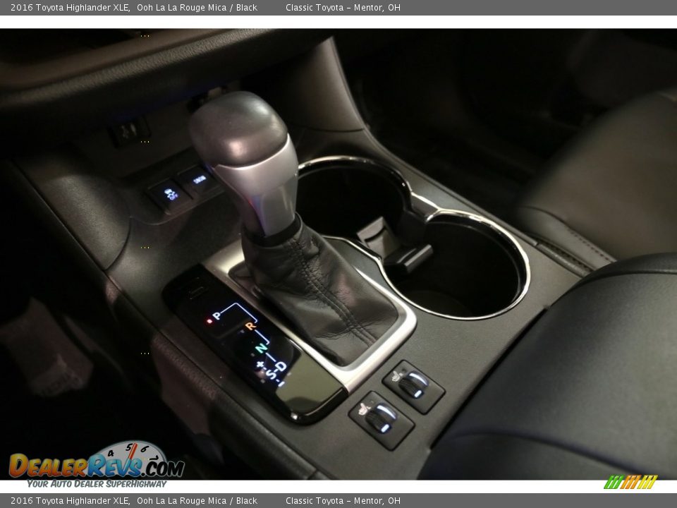 2016 Toyota Highlander XLE Ooh La La Rouge Mica / Black Photo #18