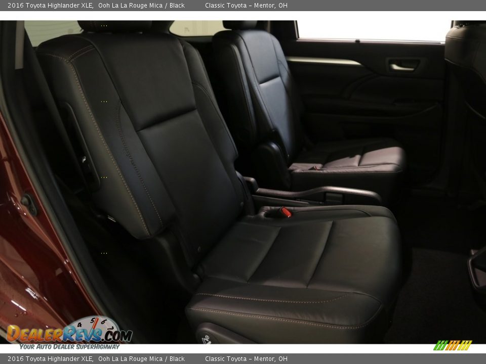 2016 Toyota Highlander XLE Ooh La La Rouge Mica / Black Photo #20