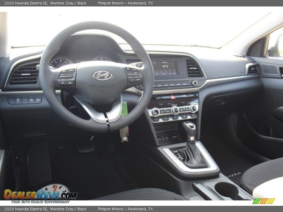 2020 Hyundai Elantra SE Machine Gray / Black Photo #17