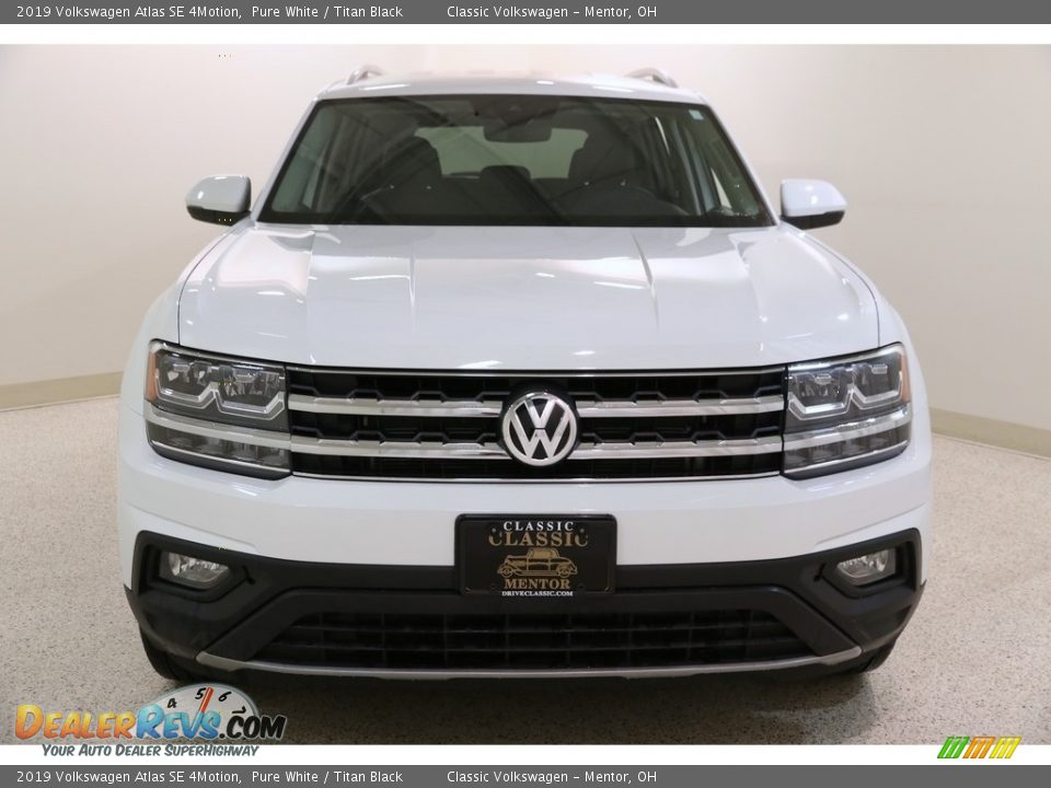 2019 Volkswagen Atlas SE 4Motion Pure White / Titan Black Photo #2