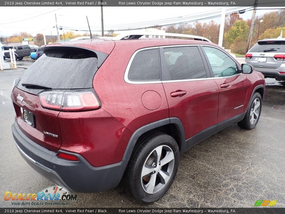 2019 Jeep Cherokee Limited 4x4 Velvet Red Pearl / Black Photo #5