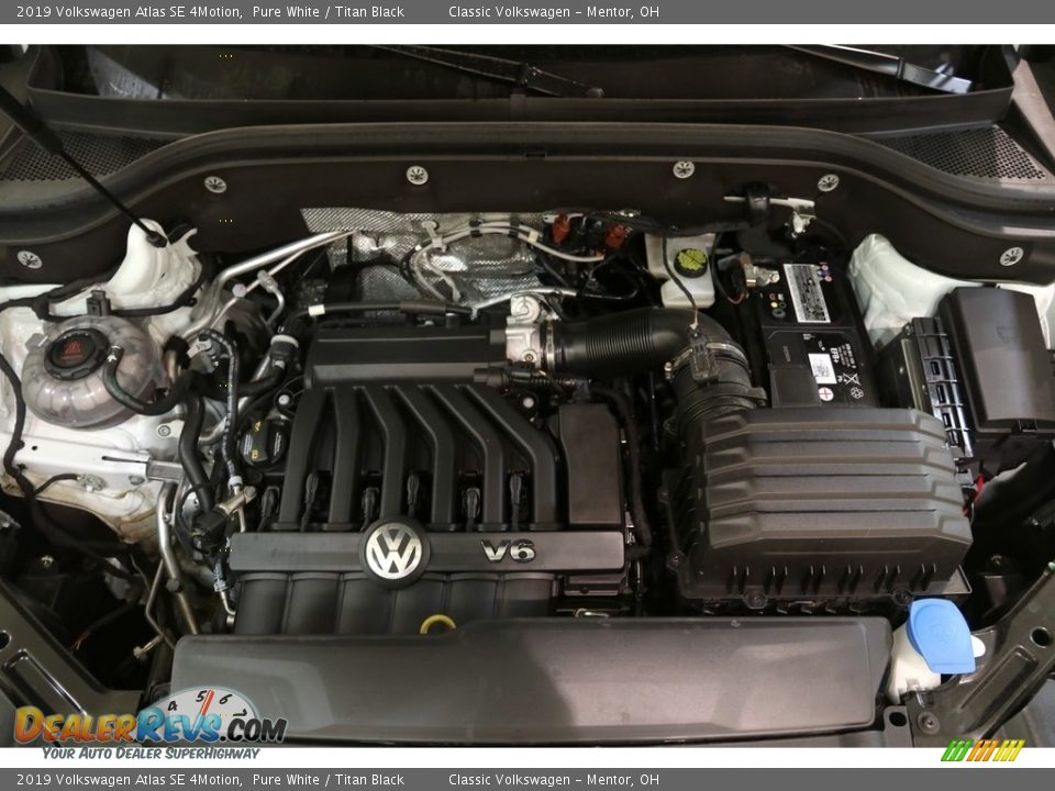 2019 Volkswagen Atlas SE 4Motion Pure White / Titan Black Photo #21