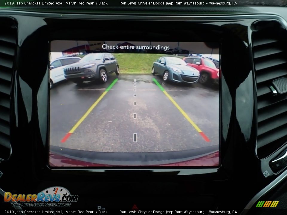 2019 Jeep Cherokee Limited 4x4 Velvet Red Pearl / Black Photo #17