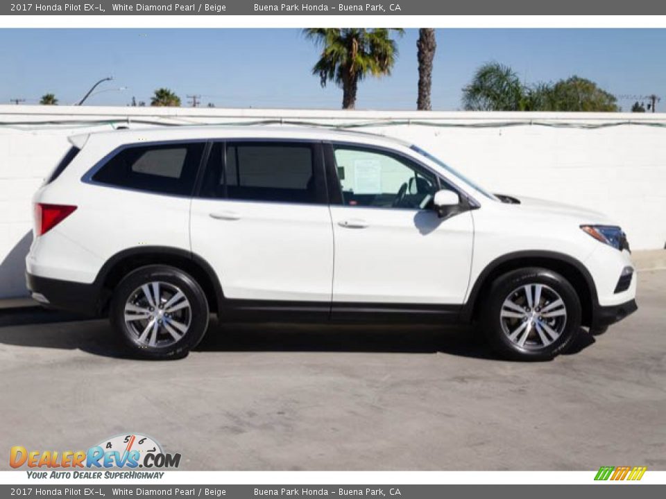2017 Honda Pilot EX-L White Diamond Pearl / Beige Photo #12