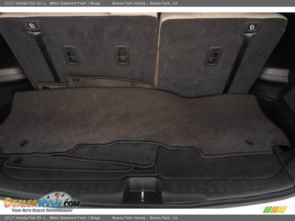 2017 Honda Pilot EX-L White Diamond Pearl / Beige Photo #20