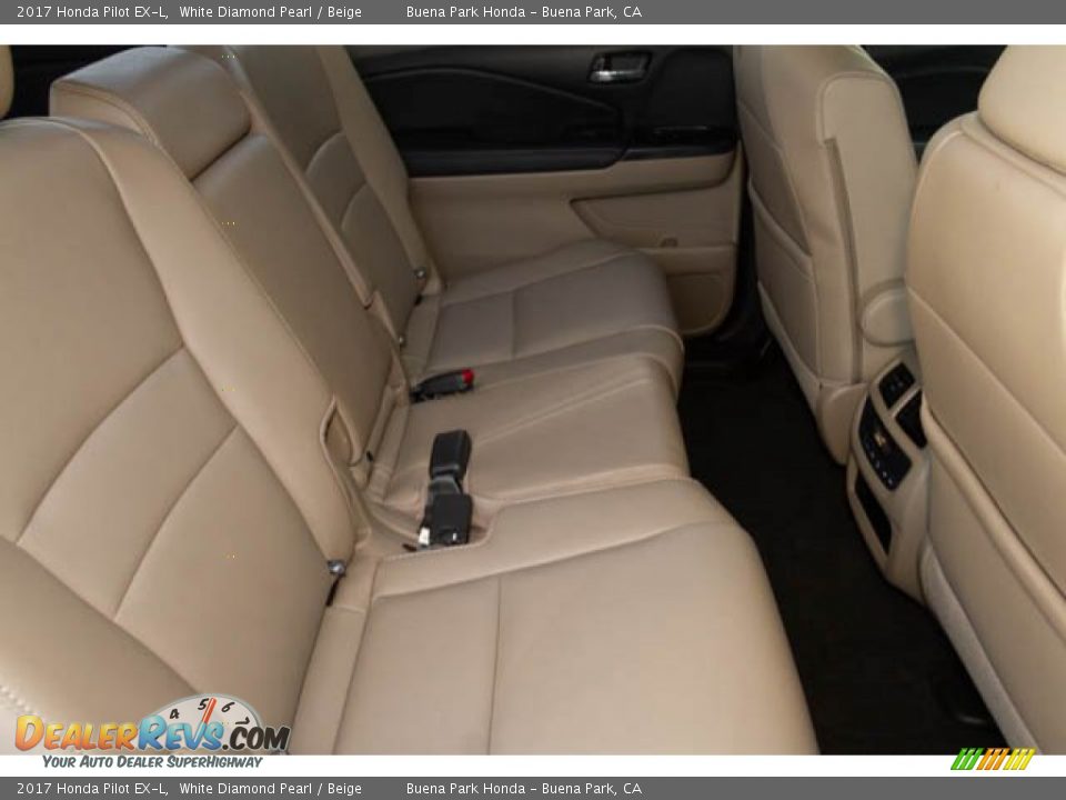 2017 Honda Pilot EX-L White Diamond Pearl / Beige Photo #22
