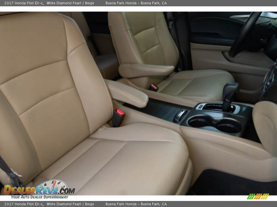 2017 Honda Pilot EX-L White Diamond Pearl / Beige Photo #25