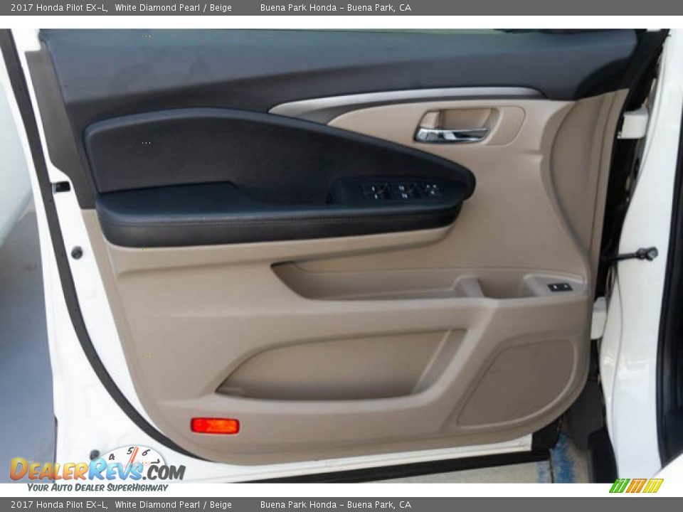 2017 Honda Pilot EX-L White Diamond Pearl / Beige Photo #30