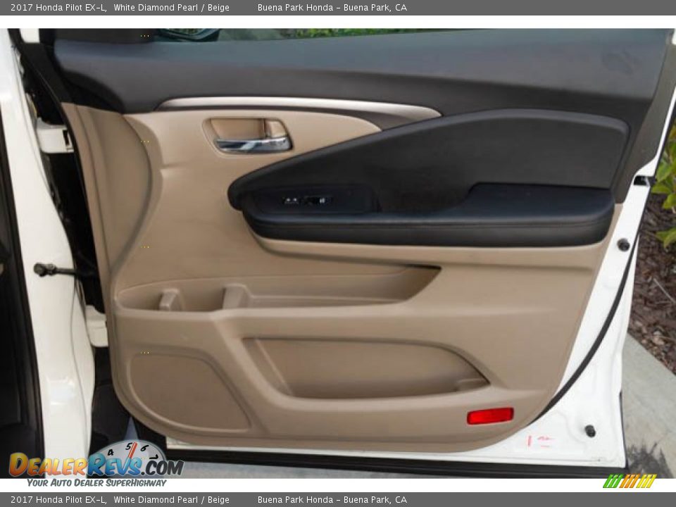 2017 Honda Pilot EX-L White Diamond Pearl / Beige Photo #33