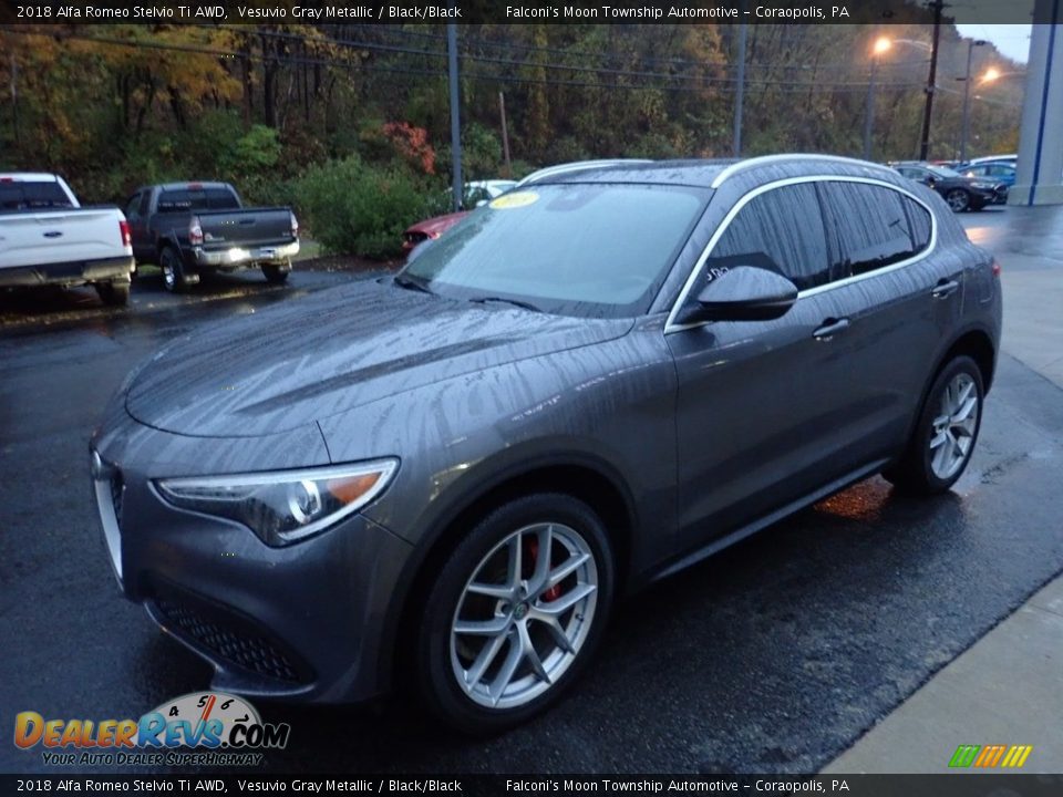 2018 Alfa Romeo Stelvio Ti AWD Vesuvio Gray Metallic / Black/Black Photo #7