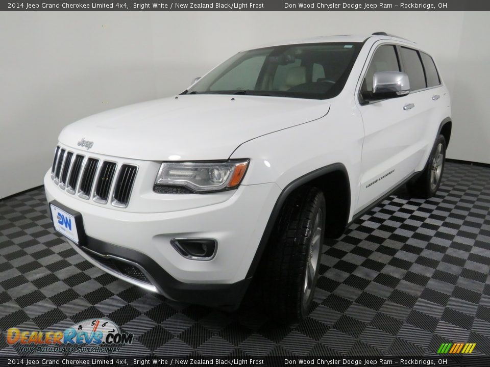 2014 Jeep Grand Cherokee Limited 4x4 Bright White / New Zealand Black/Light Frost Photo #11