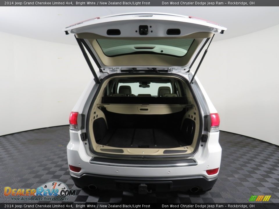 2014 Jeep Grand Cherokee Limited 4x4 Bright White / New Zealand Black/Light Frost Photo #16