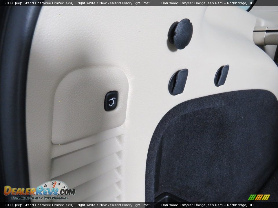 2014 Jeep Grand Cherokee Limited 4x4 Bright White / New Zealand Black/Light Frost Photo #18