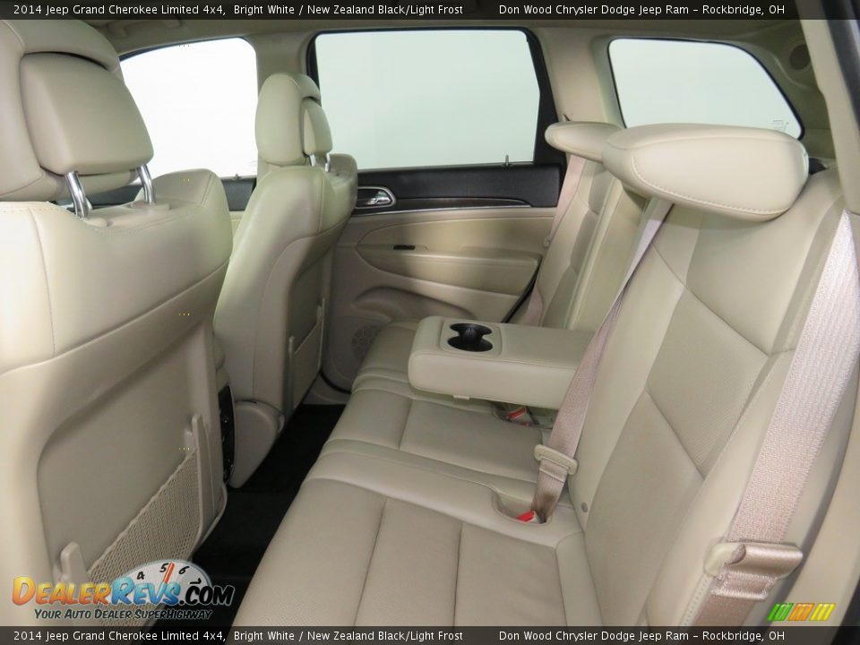 2014 Jeep Grand Cherokee Limited 4x4 Bright White / New Zealand Black/Light Frost Photo #27