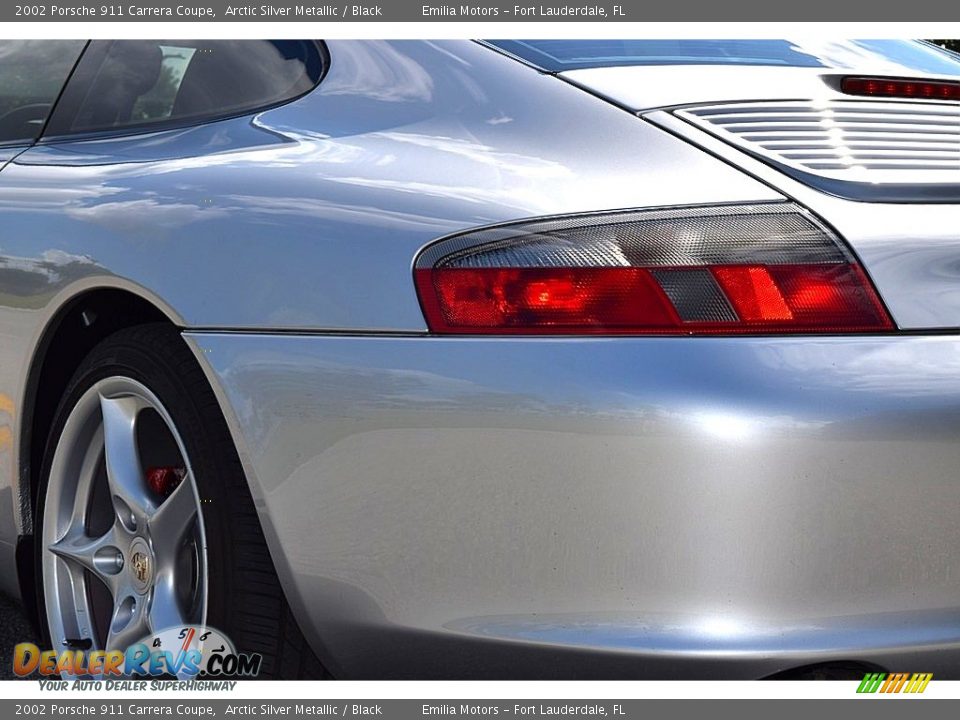 2002 Porsche 911 Carrera Coupe Arctic Silver Metallic / Black Photo #12