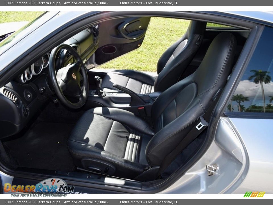 Front Seat of 2002 Porsche 911 Carrera Coupe Photo #33