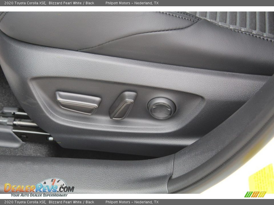 2020 Toyota Corolla XSE Blizzard Pearl White / Black Photo #11