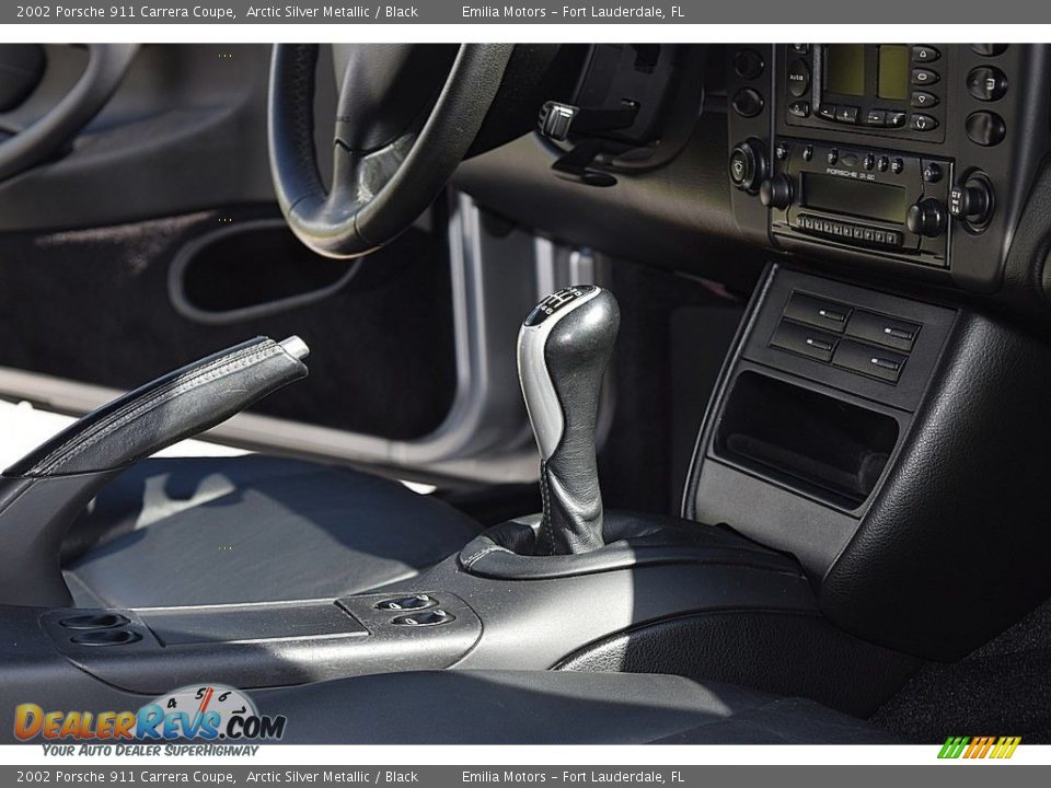 2002 Porsche 911 Carrera Coupe Shifter Photo #42