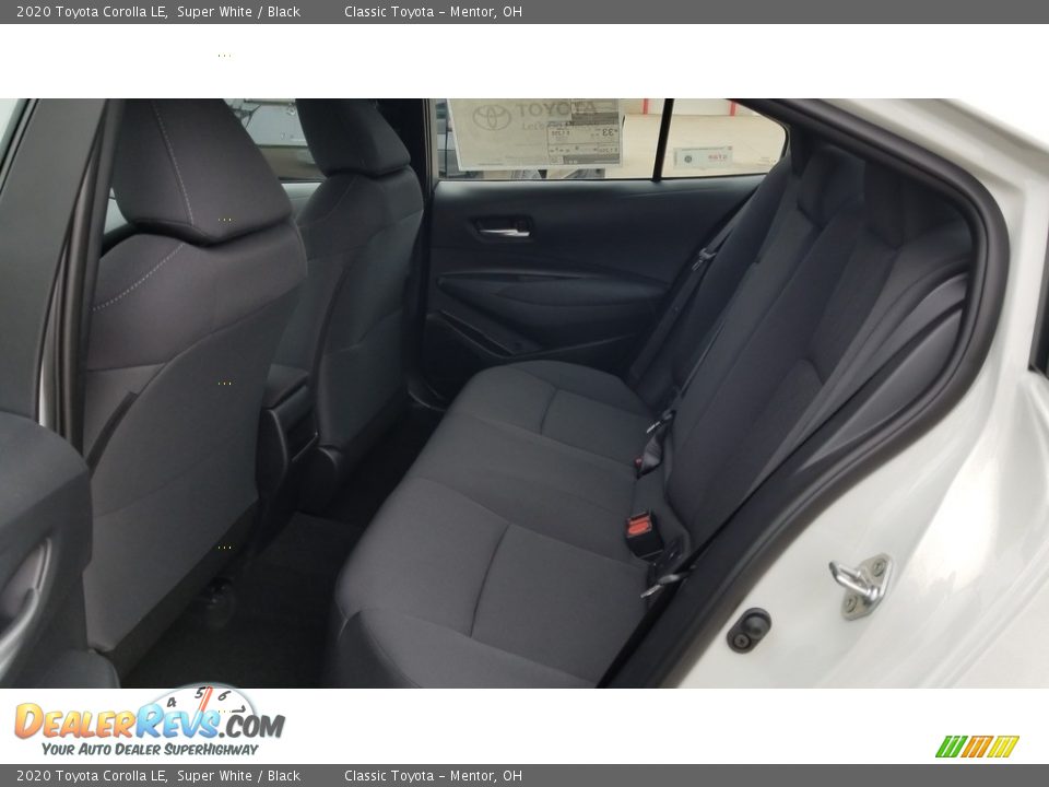 2020 Toyota Corolla LE Super White / Black Photo #3