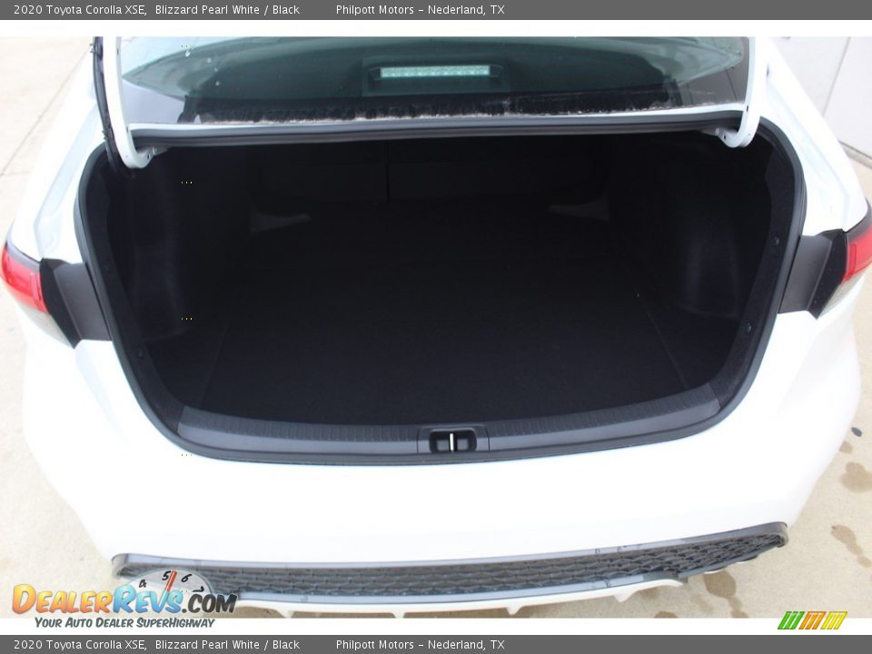 2020 Toyota Corolla XSE Blizzard Pearl White / Black Photo #25