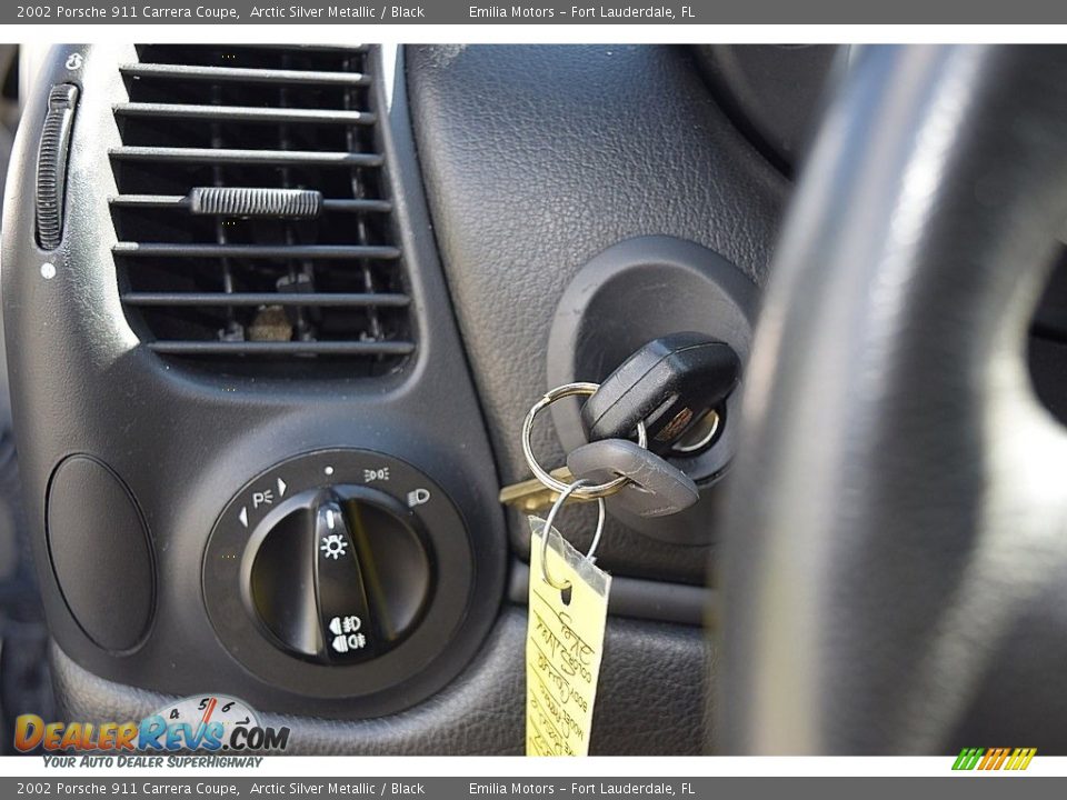 Keys of 2002 Porsche 911 Carrera Coupe Photo #70