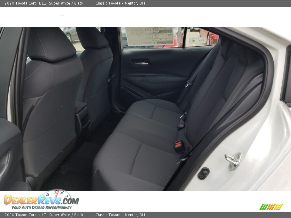 2020 Toyota Corolla LE Super White / Black Photo #3