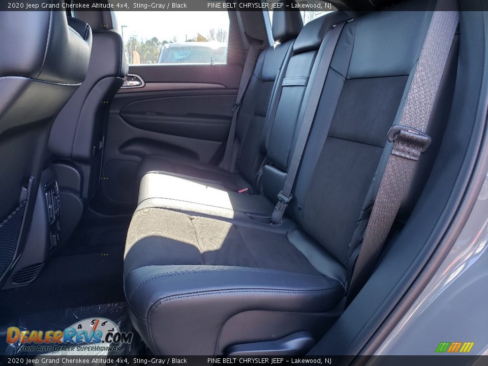 2020 Jeep Grand Cherokee Altitude 4x4 Sting-Gray / Black Photo #6