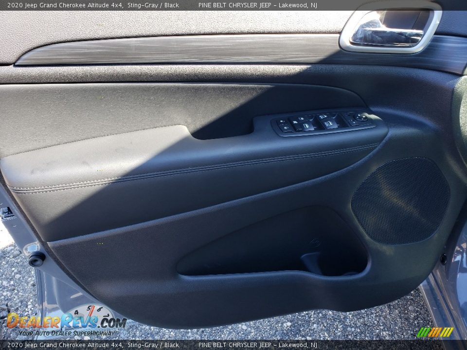 2020 Jeep Grand Cherokee Altitude 4x4 Sting-Gray / Black Photo #8