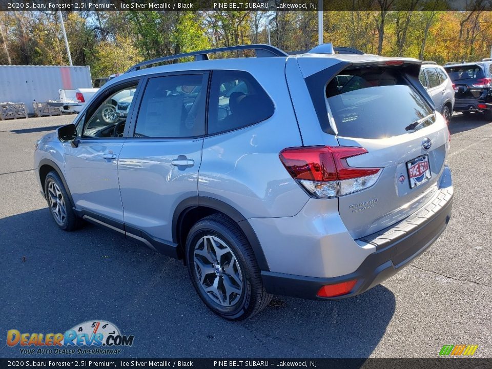 2020 Subaru Forester 2.5i Premium Ice Silver Metallic / Black Photo #4