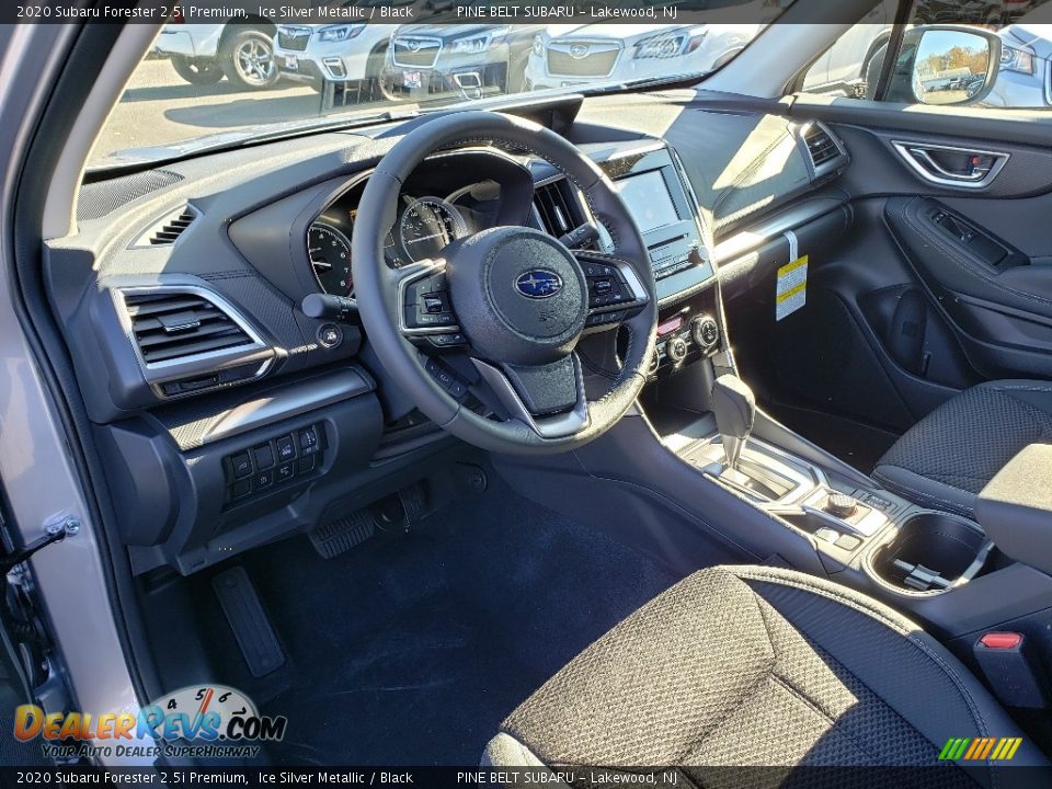 2020 Subaru Forester 2.5i Premium Ice Silver Metallic / Black Photo #7