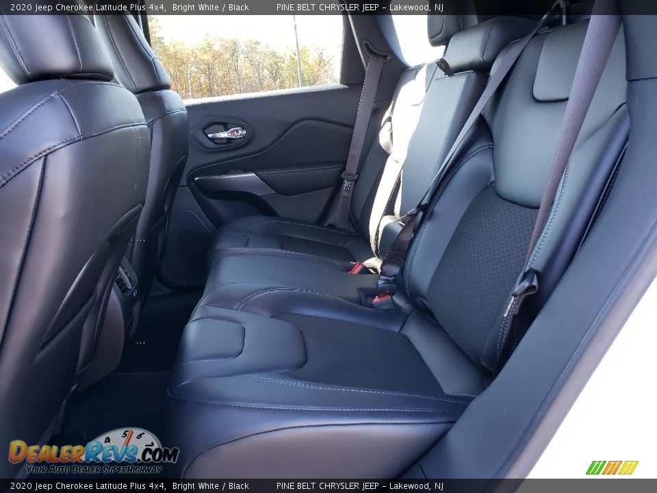 2020 Jeep Cherokee Latitude Plus 4x4 Bright White / Black Photo #6