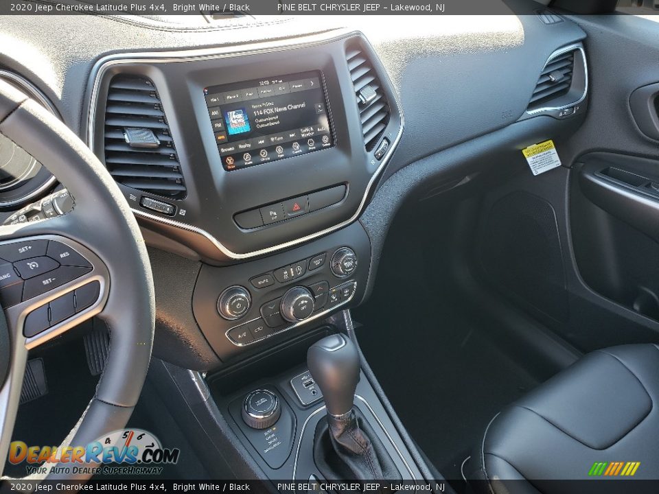 2020 Jeep Cherokee Latitude Plus 4x4 Bright White / Black Photo #10