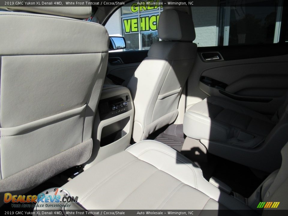 2019 GMC Yukon XL Denali 4WD White Frost Tintcoat / Cocoa/Shale Photo #11