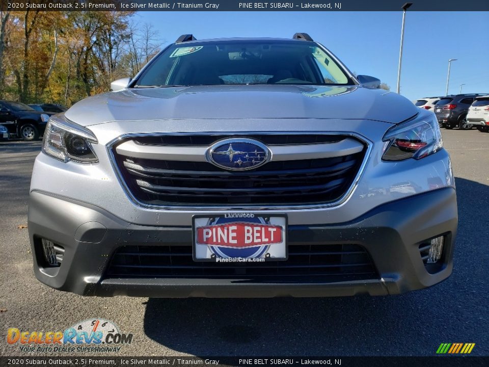 2020 Subaru Outback 2.5i Premium Ice Silver Metallic / Titanium Gray Photo #2