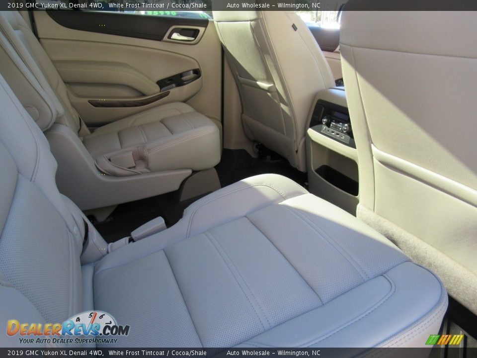 2019 GMC Yukon XL Denali 4WD White Frost Tintcoat / Cocoa/Shale Photo #13